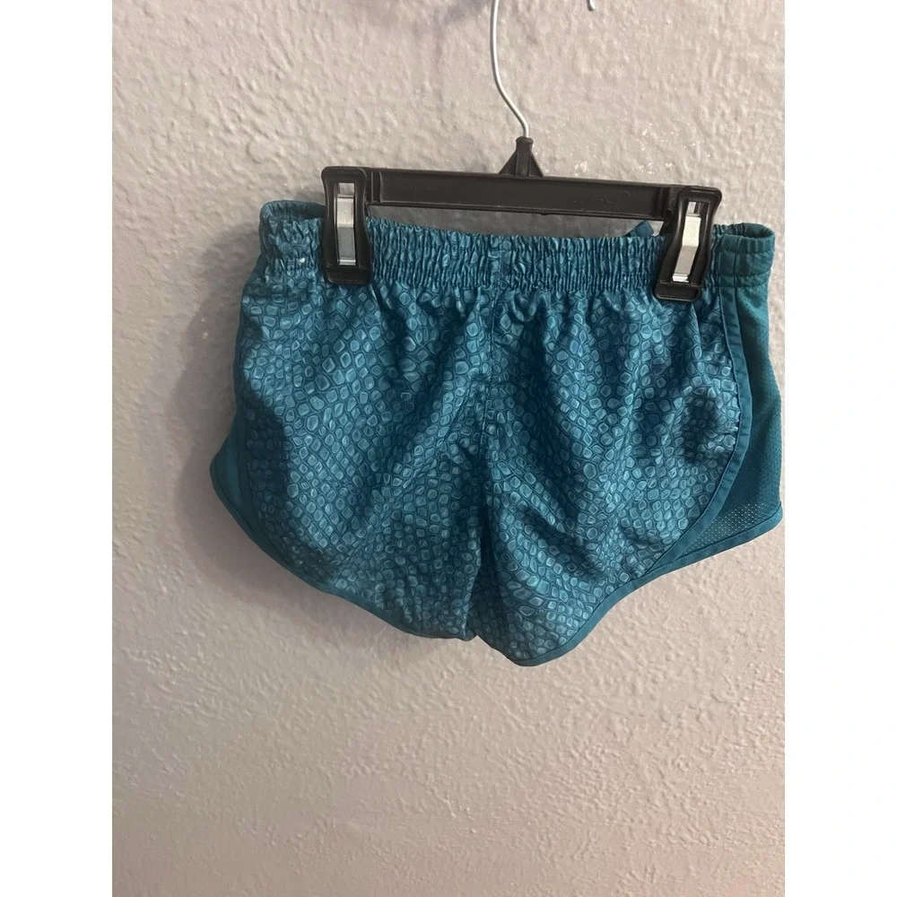 Nike Girls‎ Bluish Greenish  Printed Running Shorts Size Small